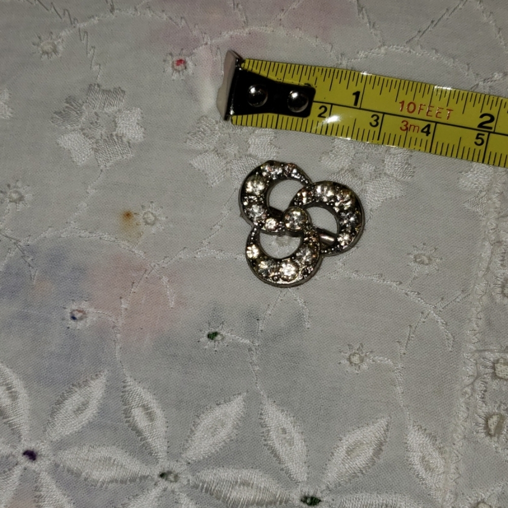 Pin - Picture 3 of 3